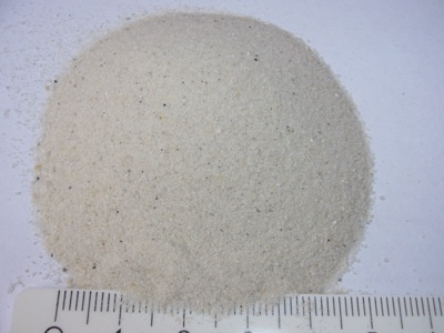 20 g sand as base material for a test milling.