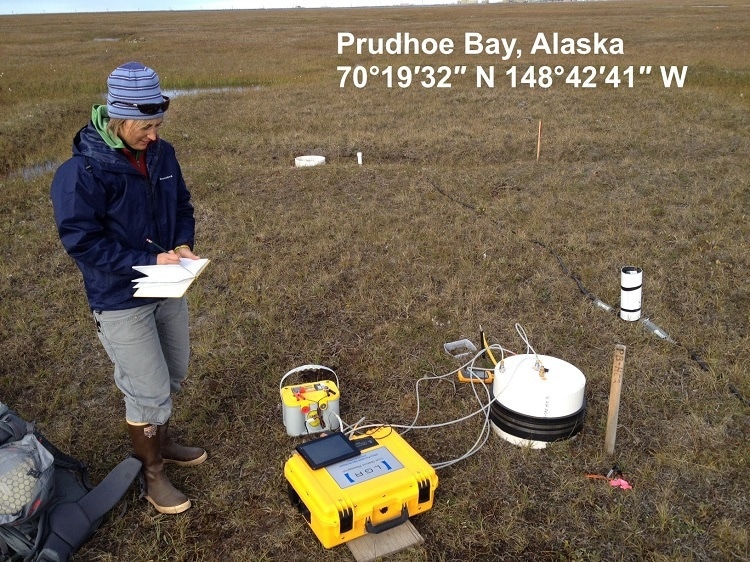 ABB LGR-ICOS Ultraportable Greenhouse Gas Analyzer used for soil flux measurement in Alaska oil field