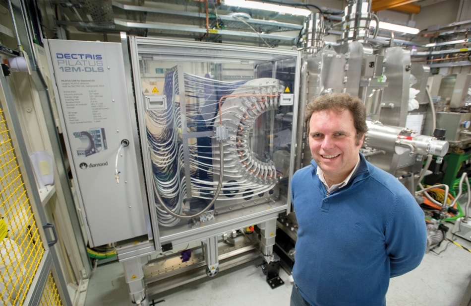 Armin Wagner in front of the PILATUS 12M-DLS detector