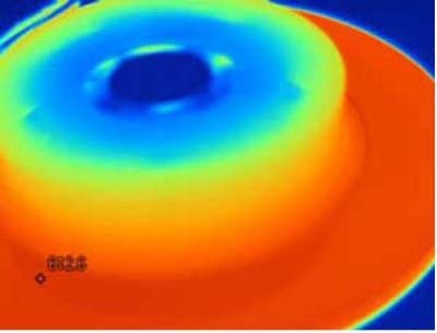 Thermal image shows the even temperatures on the rotor surface while keeping the center hub cool.