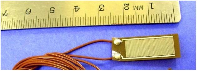 Dielectric sensor with interdigitated electrodes.