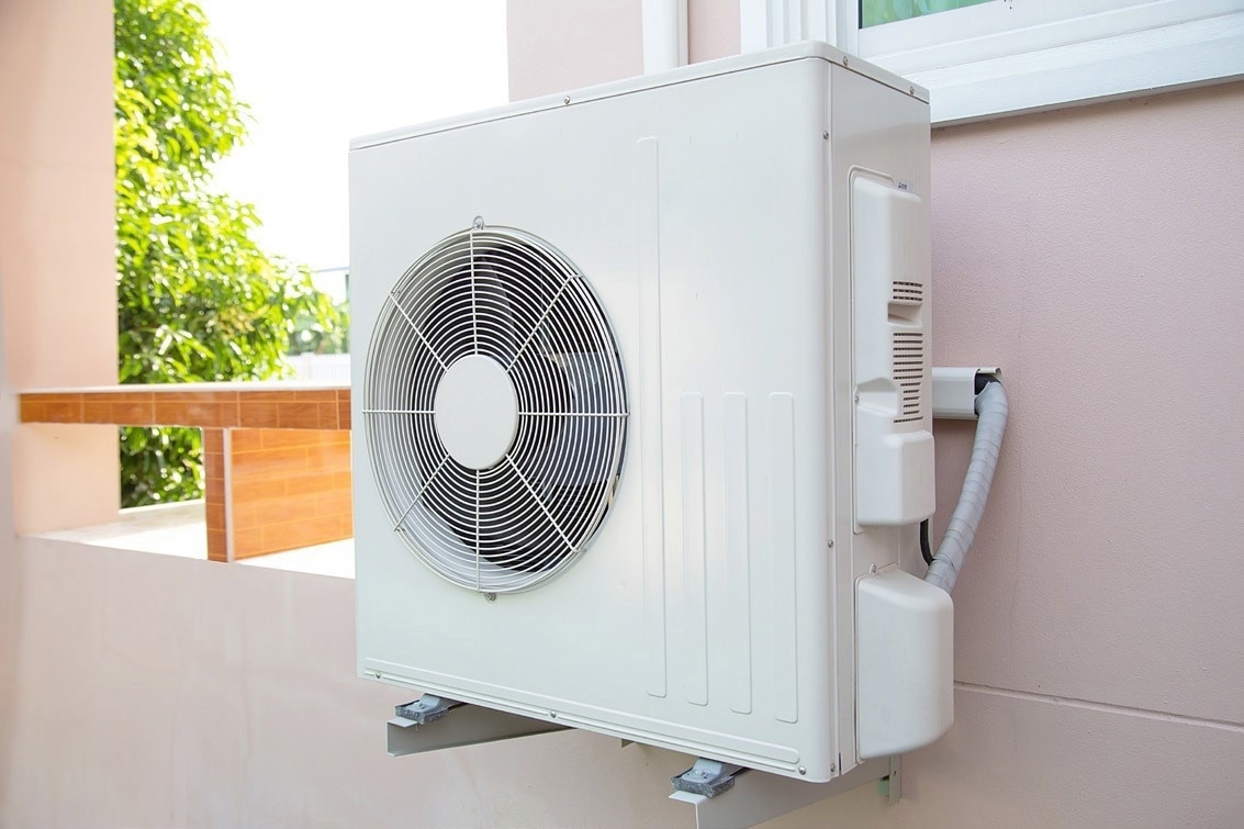 Heat pumps have emerged as a popular technology for efficient heating and cooling of air and liquids. When deployed for heating purposes, heat pumps extract heat from the surrounding air, ground, or water and transfer it to a refrigerant coolant.