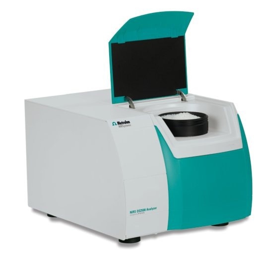 Metrohm NIRS DS2500 Solid Analyzer used to determine Stevia and sucralose content in sucrose mixtures.
