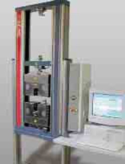 Materials testing machine Z050 with legs and testControl PC variant