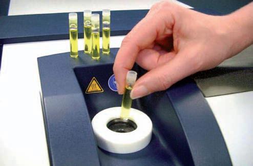 Laboratory measurements using FT-NIR spectrometer with 8 mm disposable vials.