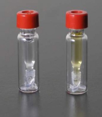 Final oyster SBSE extract (left) compared to dSPE extract (right). Less matrix is co-extracted with SBSE.