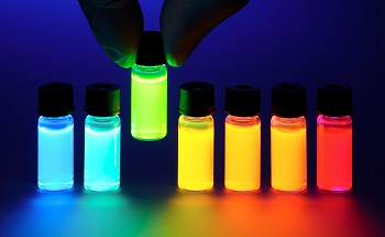 Fast and Efficient Fluorescence Decay Acquisition