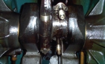 Preventing Water Intrusion in the Gearbox and Oil Tanks