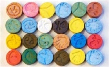 Rapid Field Testing of Narcotic Pills Using Raman