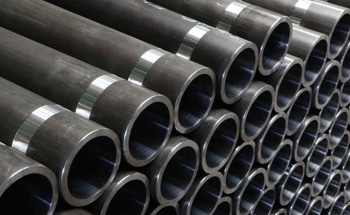 How Does Stainless Steel Compare to Carbon Steel?