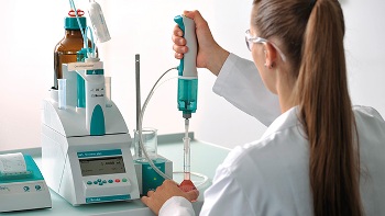Dosimat Plus: Automated Dosing Device from Metrohm