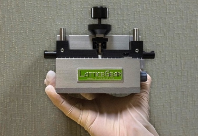 LatticeAx® Microline Indent and Cleaving Solution from LatticeGear