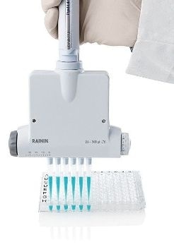 Electronic Adjustable Spacer Multichannel Pipette E4 XLS from METTLER TOLEDO