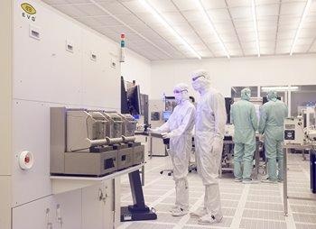 EVG® NILPhotonics® Competence Center: A Flexible Cooperation Model