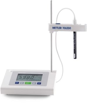 Standard Benchtop Conductivity Meter from METTLER TOLEDO