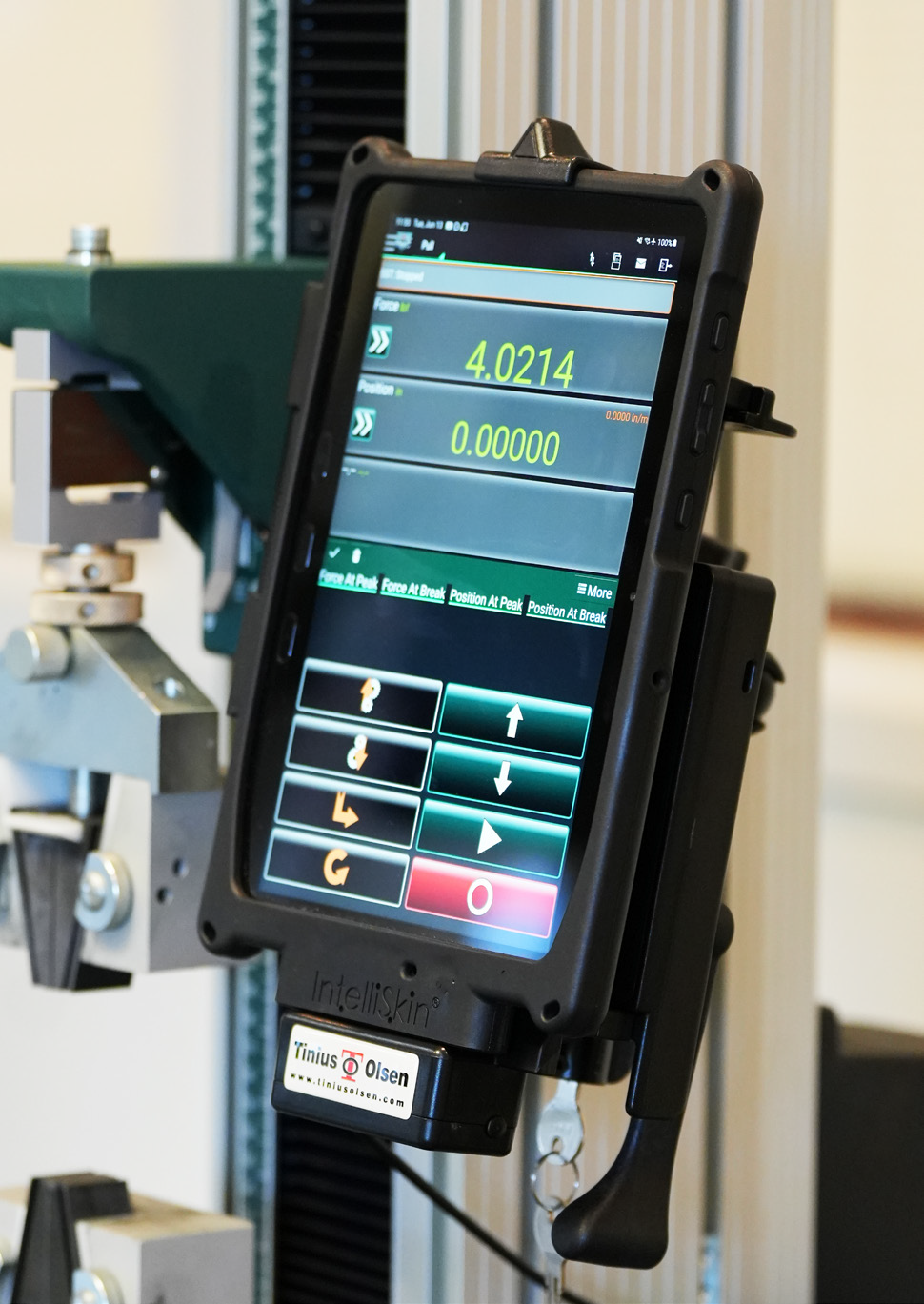 Tinius Olsen's HMC 3.0: Wireless Bluetooth Handheld Interface for SL and ST Series Testers