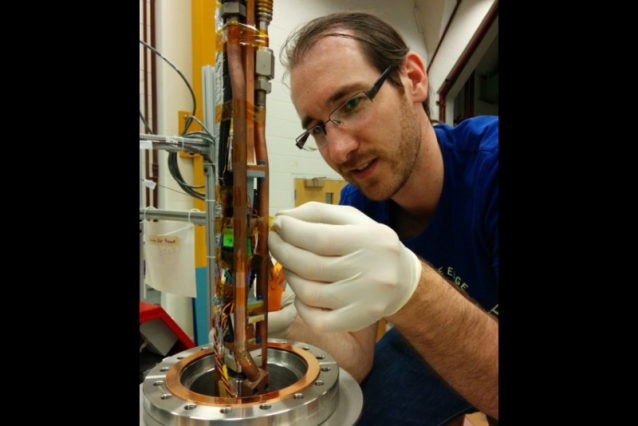 Magnet-Based Particle Detector Determines Neutrino Mass