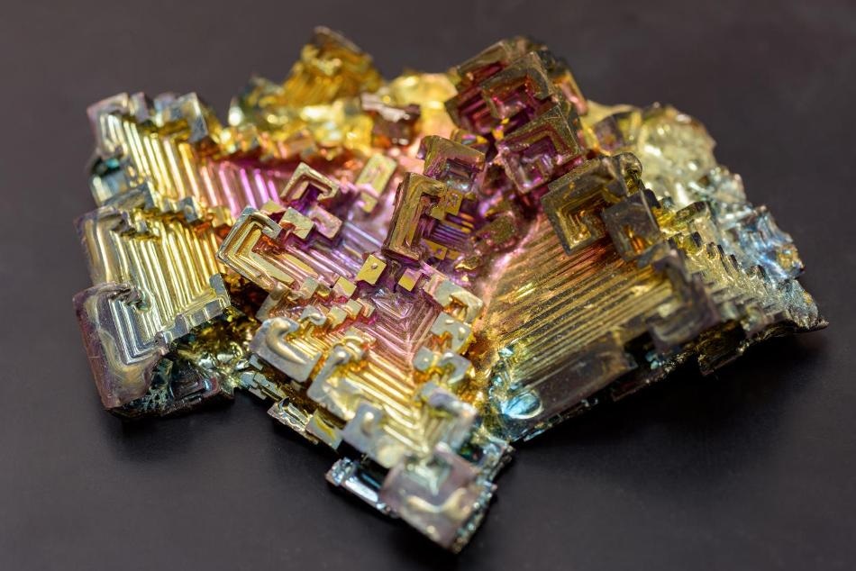 Scientists Use Bismuth to Convert CO2 into Liquid Fuels