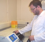 University of Leeds Researchers Utilize Schmidt + Haensch Polarimeter