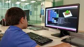 ScratchyCAD’s New Software Allows Users to Create Programmed 3D Objects in Block-Based Programming Language
