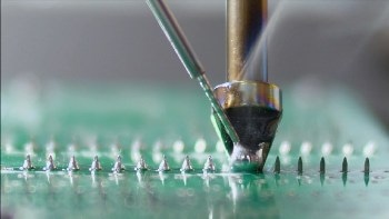 Thermaltronics Offers Free Review and Trials of Soldering Robot