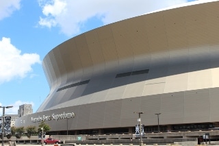 Lorin的线圈阳极氧化铝装备超级穹顶:为未来几代人重建新奥尔良地标