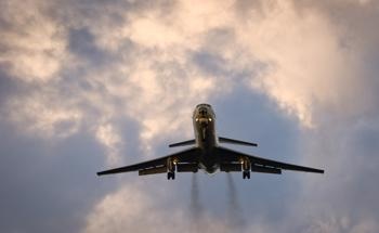 Sustainable Aviation Fuel Capable of Reducing Carbon Emissions of Existing Aircraft