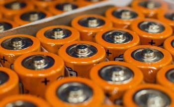 Scientists Discover New Issue Complicating Fast Charging of Batteries