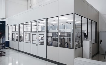 Cleanroom Test Center for High-Purity Cleaning Tasks