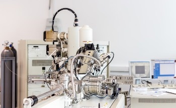 Tufts University Silklab Develops Revolutionary Bio-Integrated Transistors